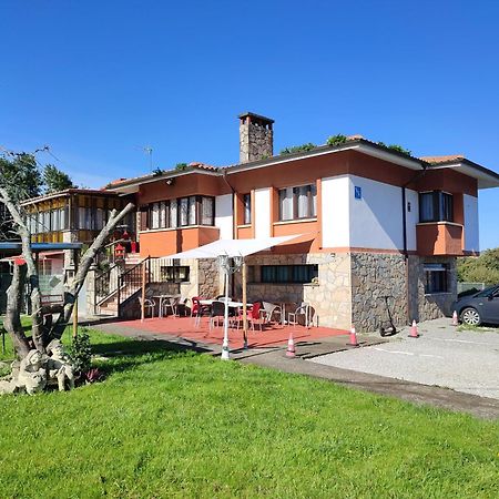 Family House Gijon Βίλα Εξωτερικό φωτογραφία