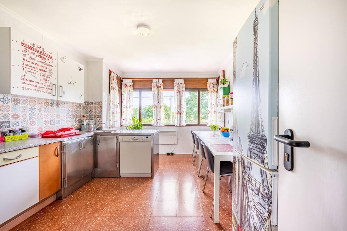 Family House Gijon Βίλα Εξωτερικό φωτογραφία