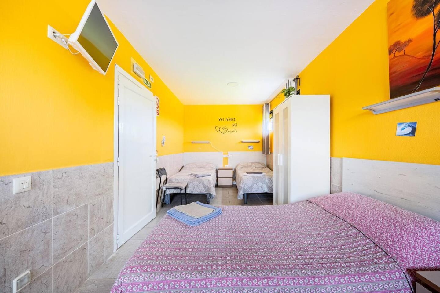 Family House Gijon Βίλα Εξωτερικό φωτογραφία