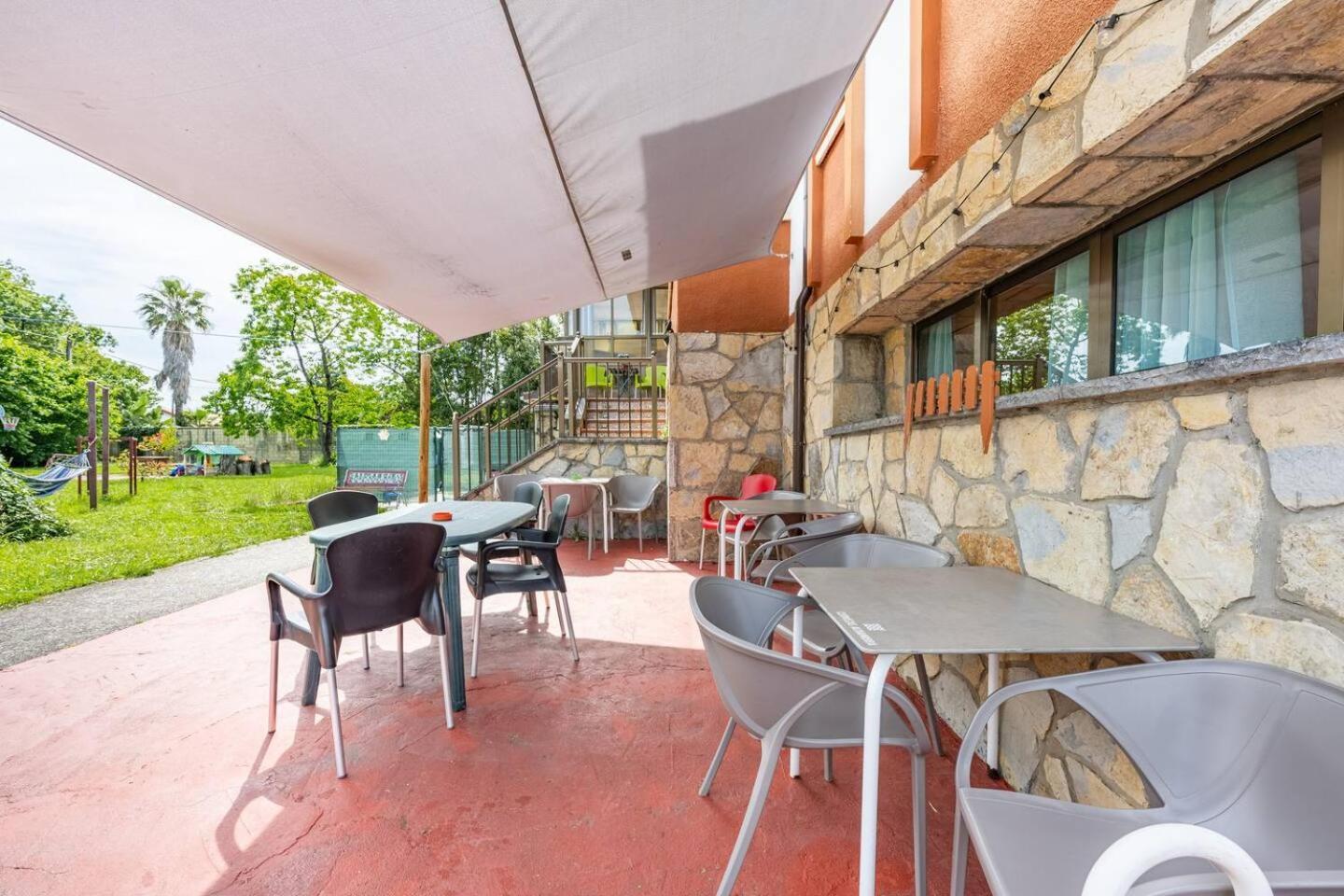 Family House Gijon Βίλα Εξωτερικό φωτογραφία